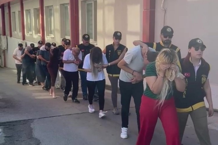 Adana'da fuhuş şebekesine operasyon: 14 tutuklama