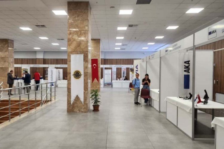 Orhangazi'de iş arayanlar ile firmaların buluştuğu 'İstihdam G&uuml;nleri' başladı!