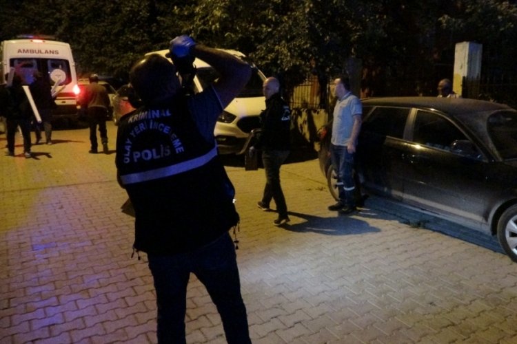 Yalnız yaşayan kadın evinde &ouml;l&uuml; bulundu!