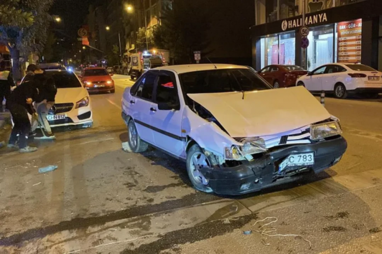 Alkoll&uuml; ve ehliyetsiz s&uuml;r&uuml;c&uuml;den pişkin hareket!