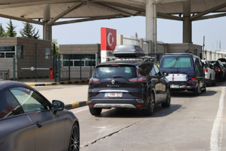 Yabancı plakalı ara&ccedil;lara kesilen cezaların tahsilinde yeni d&uuml;zenleme