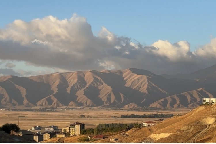Cilo Dağı'nda oluşan bulut k&uuml;mesi g&ouml;rsel ş&ouml;len sundu