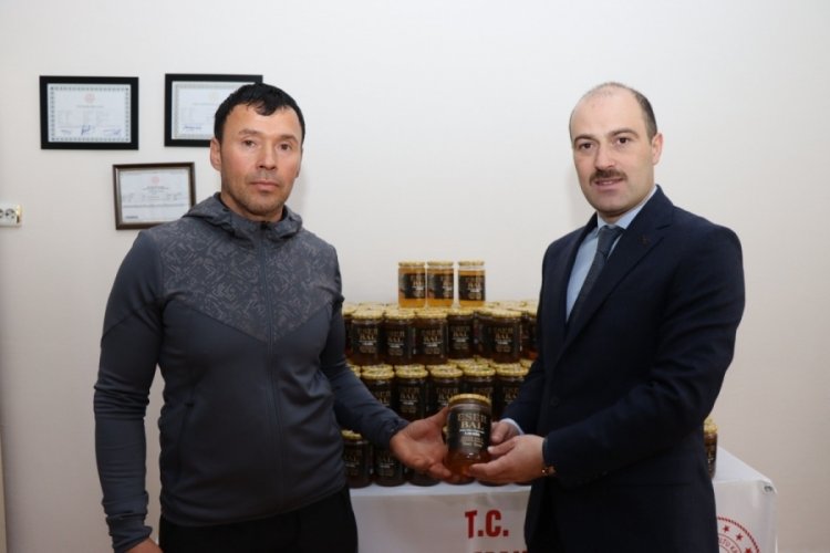 &Uuml;reticiden &ouml;rnek davranış!