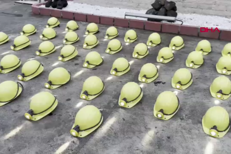 Maden faciasında &ouml;len 43 iş&ccedil;i anıldı
