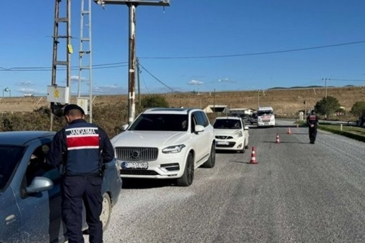 D&uuml;zensiz g&ouml;&ccedil;menlere g&ouml;z a&ccedil;tırılmıyor!