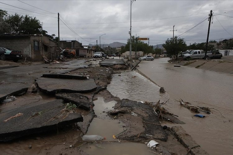 Meksika'daki sel felaketinde bilan&ccedil;o ağır: 64 &ouml;l&uuml;, 65 kayıp