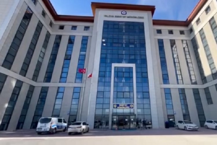 Yalova emniyetinden "Hayalet vatandaşlık" operasyonu!&nbsp;Kamu g&ouml;revlileri dahil &ccedil;ok sayıda g&ouml;zaltı
