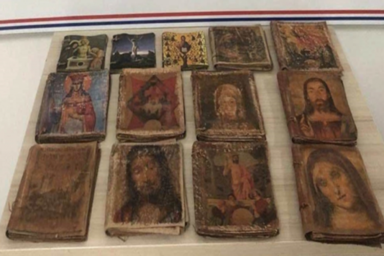6 milyon dolar değerinde el yazması kitaplar yakalandı