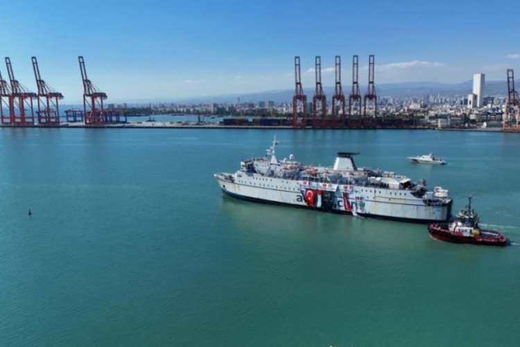 Gazze'ye yardım taşıyan 17. İyilik Gemisi Mısır'a yaklaştı