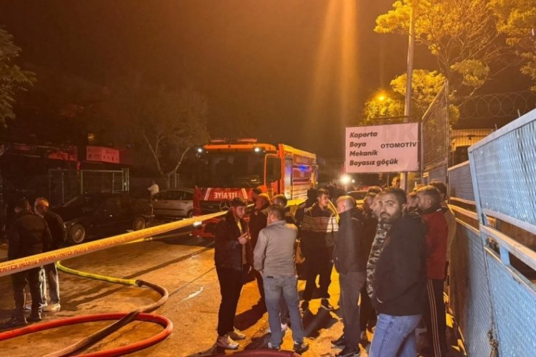 Oto tamir d&uuml;kkanında yangın paniği!