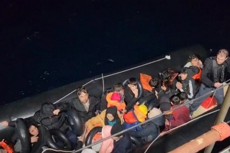 İzmir'de 104 ka&ccedil;ak g&ouml;&ccedil;men yakalandı