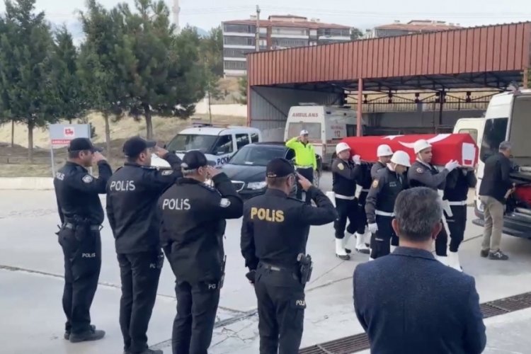 Kalp krizi ge&ccedil;iren polis memuru hayatını kaybetti