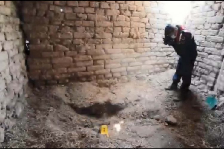 14 yıl &ouml;nce ağabeyini &ouml;ld&uuml;r&uuml;p g&ouml;men ş&uuml;pheli adliyede