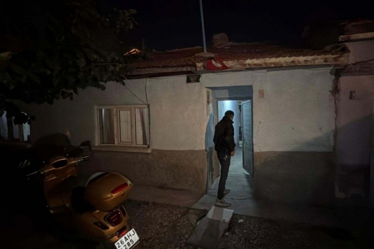 K&ouml;m&uuml;r sobasından sızan gaz H&ouml;d&uuml;ş &ccedil;iftini ayırdı
