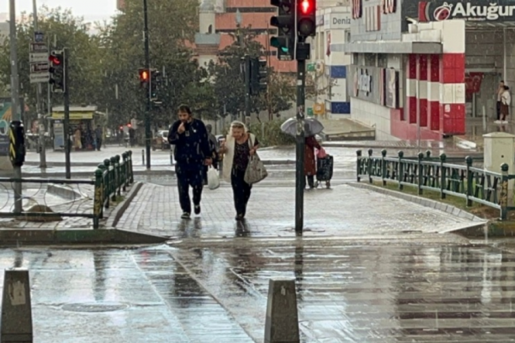 Bursa'da hava durumu: Meteoroloji g&uuml;ncel tahmin raporunu paylaştı (18 Ekim Cumartesi)
