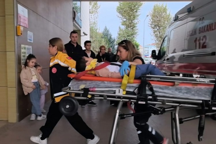 Bursa'da oyun faciaya d&ouml;nd&uuml;! 5 yaşındaki &ccedil;ocuk ağır yaralı