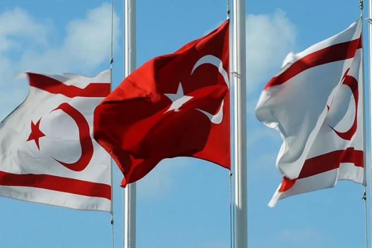 KKTC cumhurbaşkanlığı se&ccedil;imlerini etkileyecek hamle!