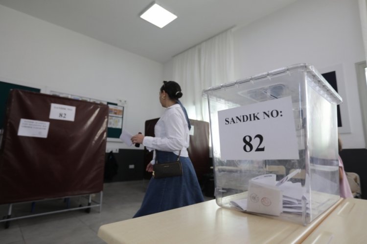 KKTC'de cumhurbaşkanlığı se&ccedil;iminde oy verme işlemi sona erdi