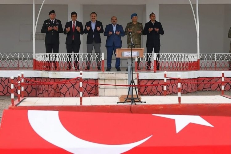 Balıkesir'deki silahlı saldırıda yaşamını yitiren uzman &ccedil;avuş i&ccedil;in askeri t&ouml;ren d&uuml;zenlendi