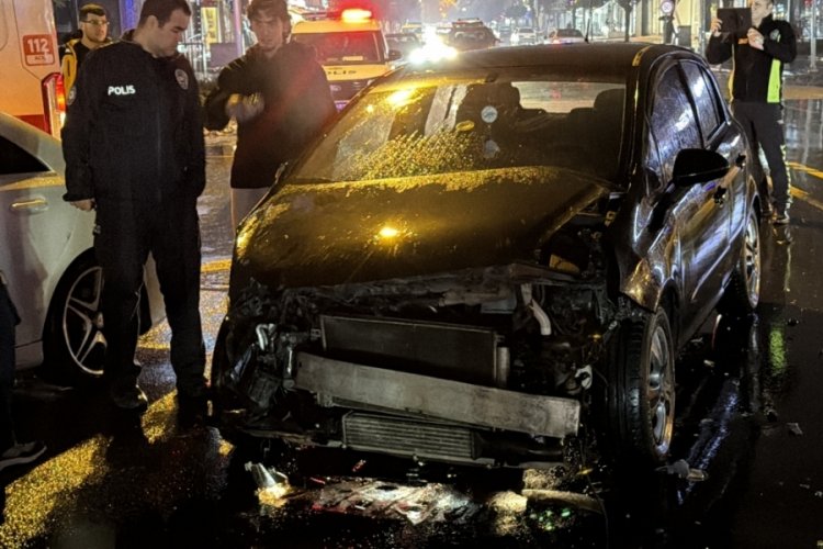 Işık ihlali kazayı beraberinde getirdi
