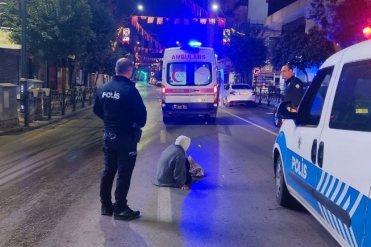 Yaşlı kadına otomobille &ccedil;arpıp ka&ccedil;tı