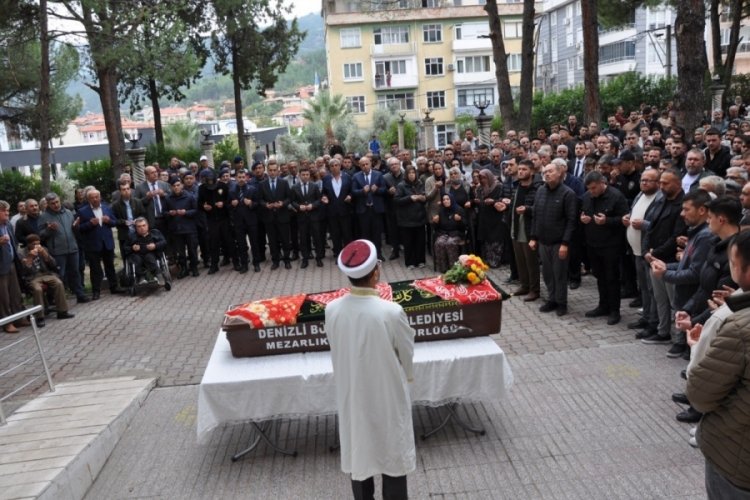 D&uuml;ğ&uuml;n konvoyunda acı &ouml;l&uuml;m! Son yolculuğuna uğurlandı...