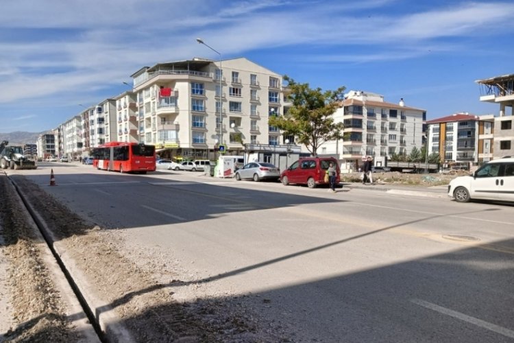 İki kadına ara&ccedil;la saldırı iddiası