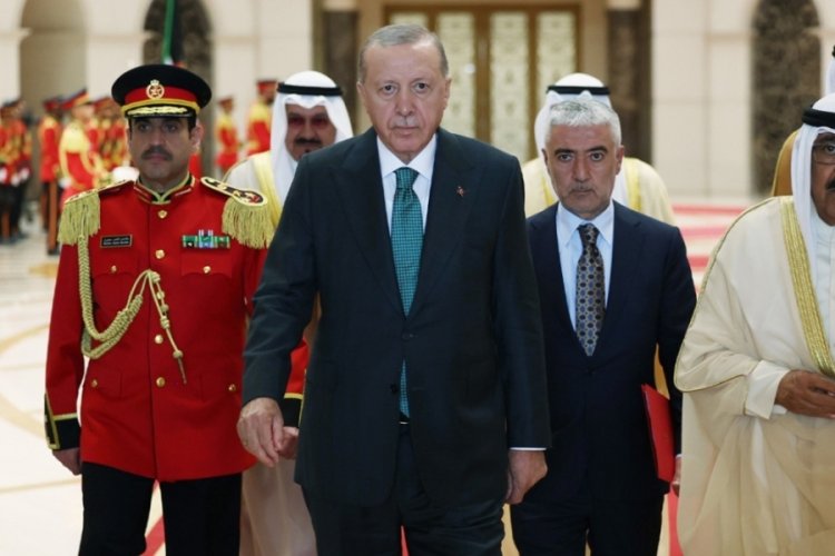 Cumhurbaşkanı Erdoğan Kuveyt'ten ayrıldı