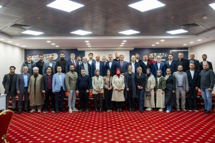 M&Uuml;SİAD Bursa'da dijital d&ouml;n&uuml;ş&uuml;m ve e-ihracat konuşuldu