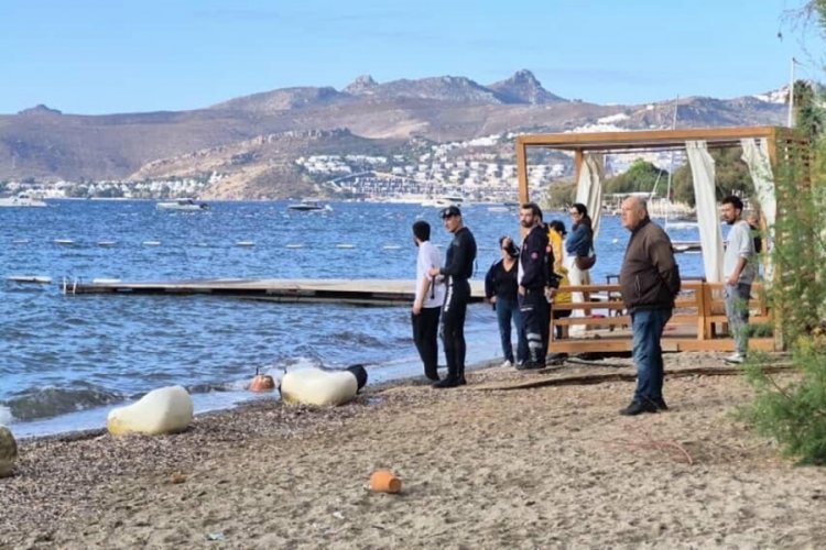 Bodrum'da ka&ccedil;ak g&ouml;&ccedil;menleri taşıyan bot battı; 7 &ouml;l&uuml;
