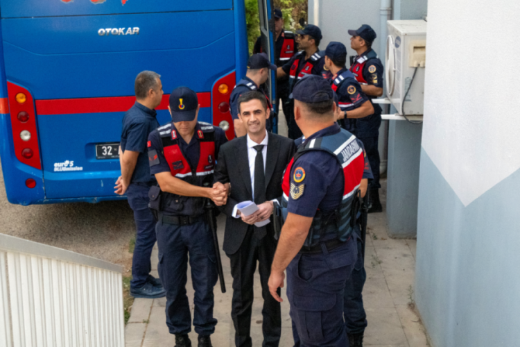 Eski belediye başkanına 23 yıl 11 ay hapis cezası!