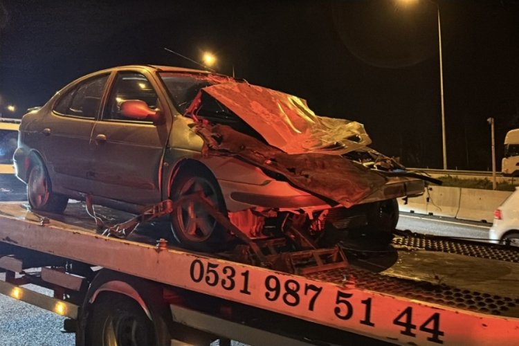 TEM Otoyolu'nda feci kaza: 1'i ağır 3 yaralı
