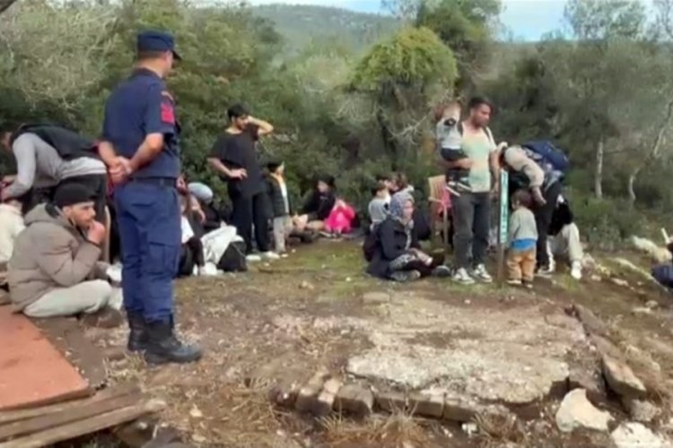 Milas'ta 33'&uuml; &ccedil;ocuk, 74 d&uuml;zensiz g&ouml;&ccedil;men yakalandı