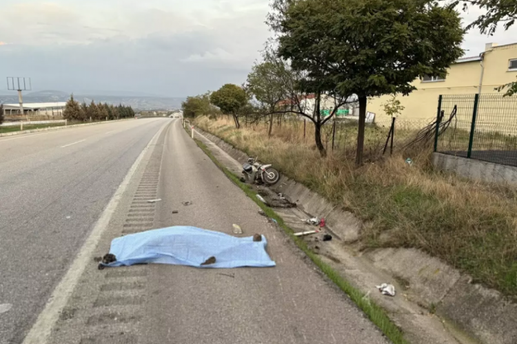 Motosiklet kazasında bir kişi hayatını kaybetti