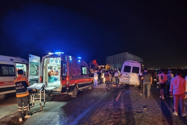 15 kişinin yaralandığı kazada yaralanan gen&ccedil; kız verdiği yaşam m&uuml;cadelesini kaybetti
