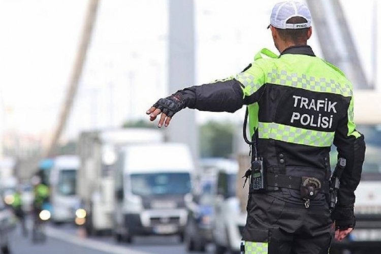 Yeni trafik cezaları askıya alındı: Ne zaman g&ouml;r&uuml;ş&uuml;lecek?