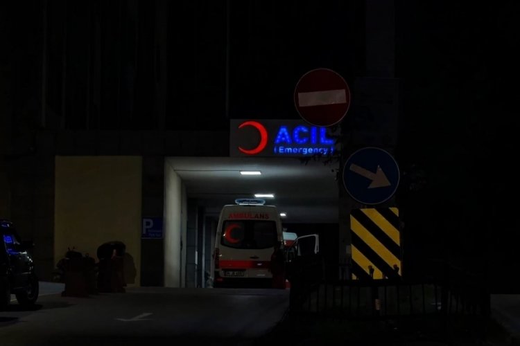 Adamı yaraladılar: Hastaneye bırakıp ka&ccedil;tılar!