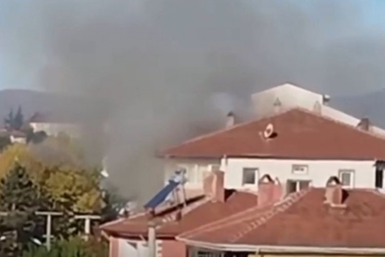 Bolu'da apartman dairesi alev alev yandı