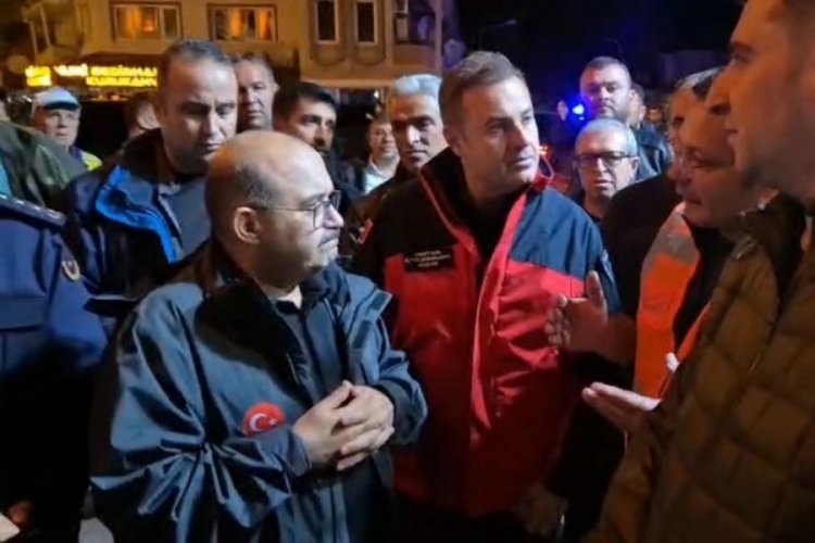 Depremde yaralanan 22 kişiden 4'&uuml; taburcu oldu