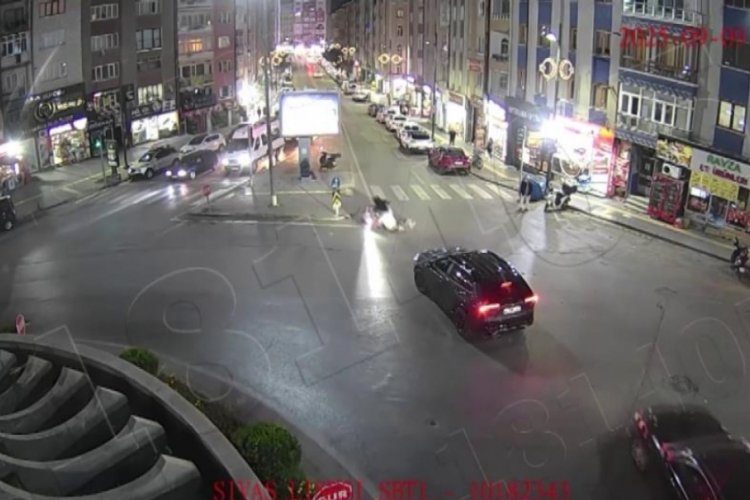 Trafik kazaları kameraya b&ouml;yle yansıdı