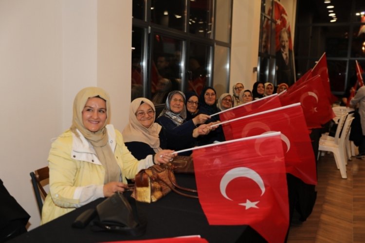 Bursa'da Cumhuriyet coşkusu: Kadın &uuml;reticiler buluştu