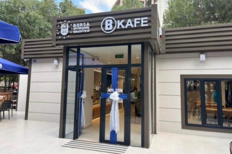 BURFAŞ'ın B-Kafe projesi i&ccedil;in prefabrik yapı kuruldu