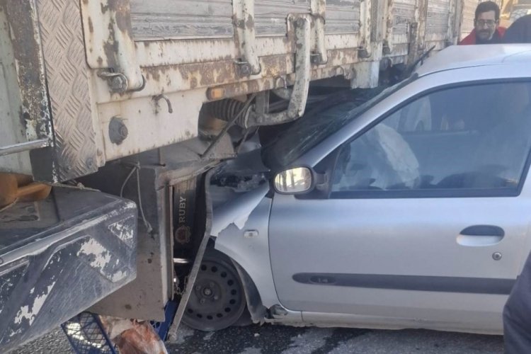 Ahlat'ta trafik kazası: 4 yaralı