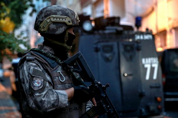Bursa'da ter&ouml;r &ouml;rg&uuml;t&uuml; DEAŞ'a ağır darbe! &Ccedil;ok sayıda g&ouml;zaltı var...