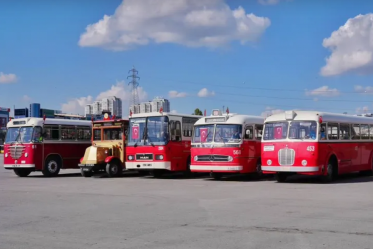 İETT'nin nostaljik ara&ccedil;ları 29 Ekim'de &ouml;zel ge&ccedil;iş yapacak
