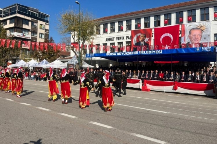Cumhuriyet'in 102. yılı Bursa'da coşkuyla kutlandı!