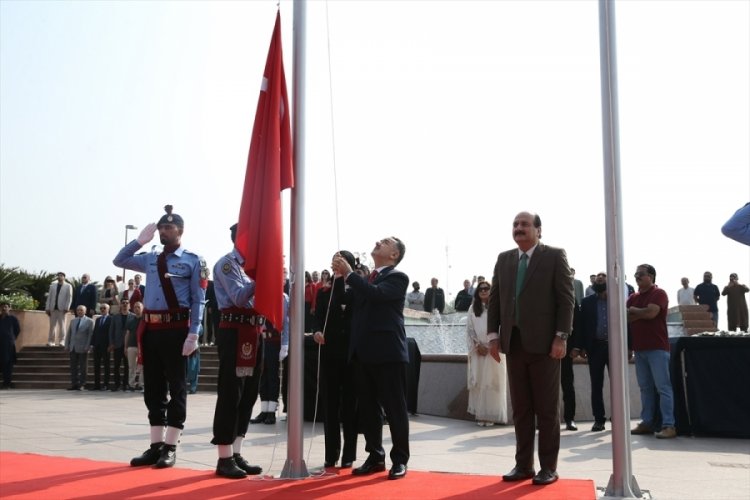 Pakistan'da 29 Ekim Cumhuriyet Bayramı kutlandı