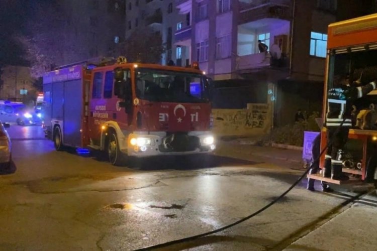 Bodrum katında yangın: 4 &ccedil;ocuk dumandan etkilendi