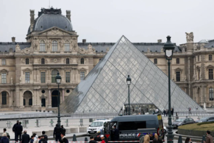 Louvre M&uuml;zesi soygununda yeni g&ouml;zaltılar