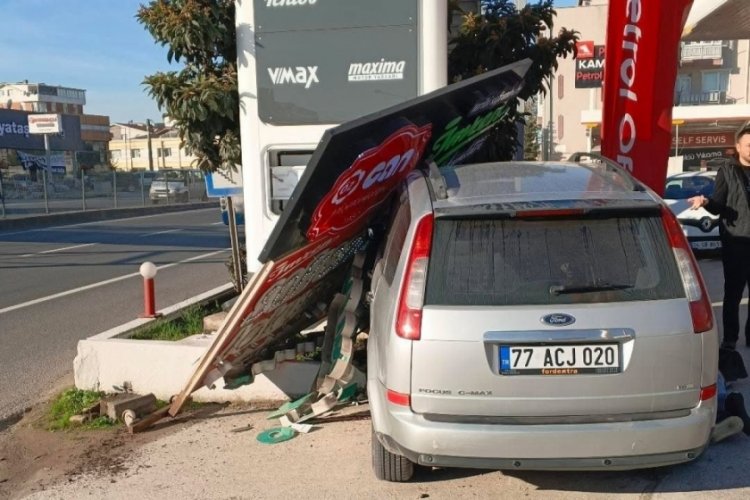 Otomobilin &ccedil;arptığı yaya ağır yaralandı!